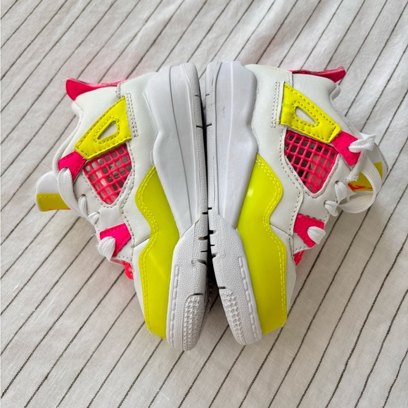 Nike Air Jordan 4 Retro Lemon Venom Pink toddler 7c - Picture 2 of 8